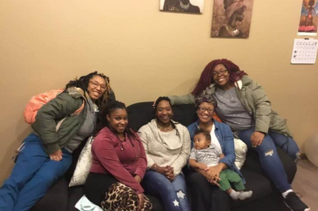 Saint Louis mom support groups